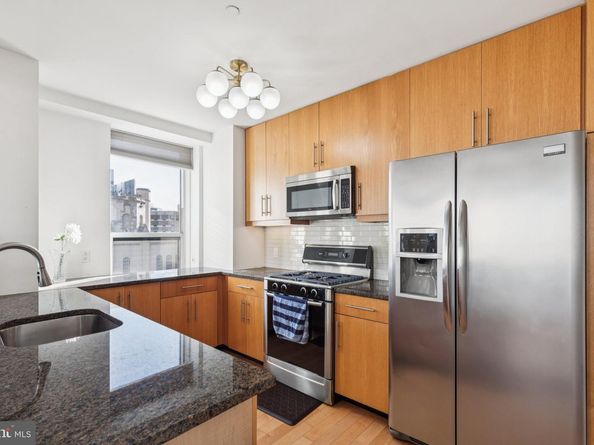 1425 Locust Street 21A, Philadelphia PA 19102