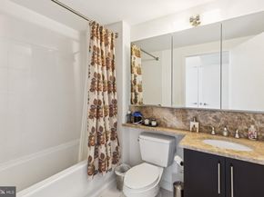 1425 Locust Street 21A, Philadelphia PA 19102