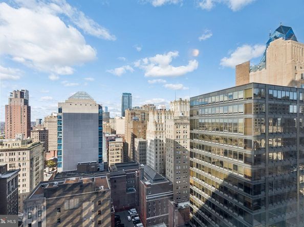 1425 Locust Street 21A, Philadelphia PA 19102