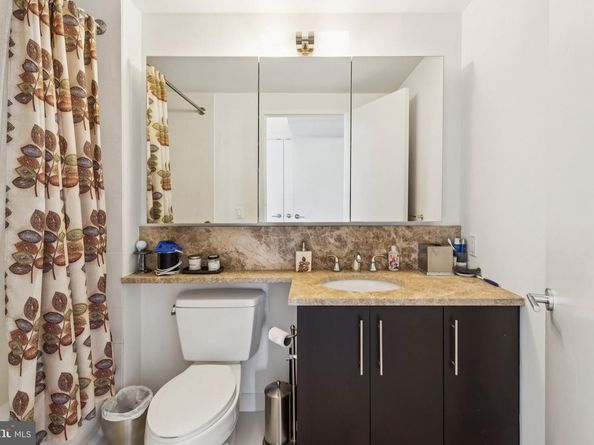 1425 Locust Street 21A, Philadelphia PA 19102