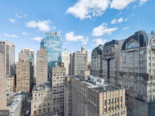 1425 Locust Street 21A, Philadelphia PA 19102