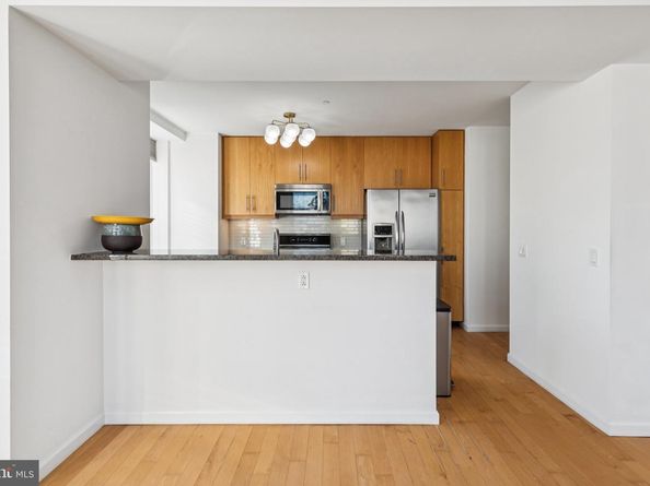 1425 Locust Street 21A, Philadelphia PA 19102