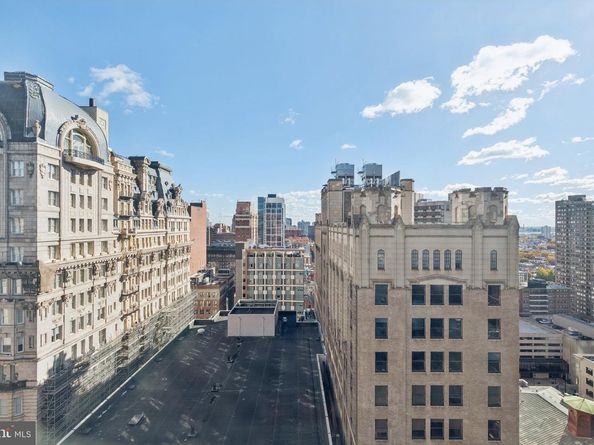 1425 Locust Street 21A, Philadelphia PA 19102