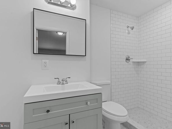 621 Artwood Drive, Philadelphia PA 19115