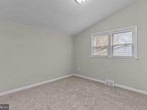 621 Artwood Drive, Philadelphia PA 19115