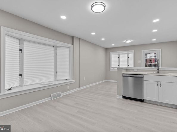 621 Artwood Drive, Philadelphia PA 19115