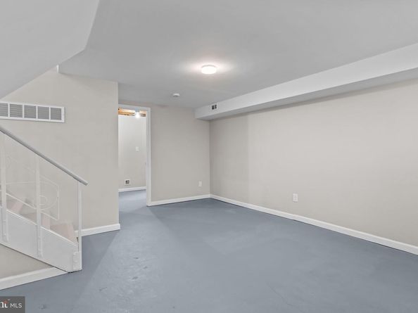 621 Artwood Drive, Philadelphia PA 19115