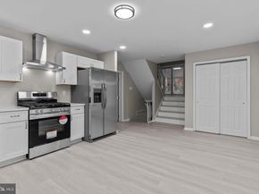 621 Artwood Drive, Philadelphia PA 19115