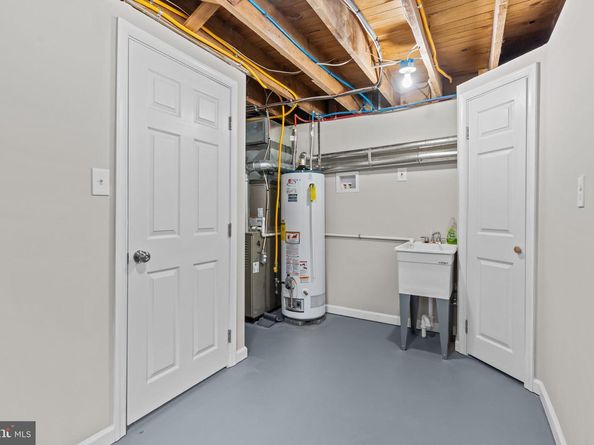 621 Artwood Drive, Philadelphia PA 19115