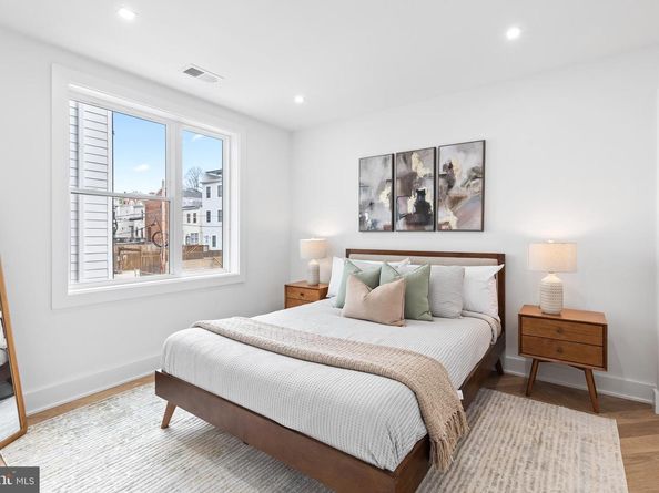 1124 Florida Avenue NE 104, Washington DC 20002