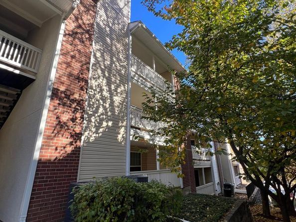 1530 Lincoln Way 202, Mclean VA 22102