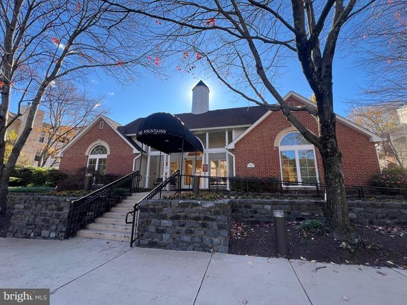 1530 Lincoln Way 202, Mclean VA 22102