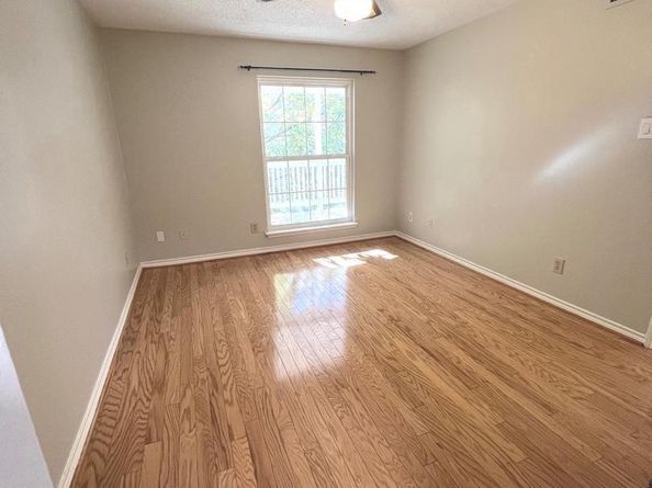 1530 Lincoln Way 202, Mclean VA 22102