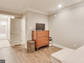 1310 12TH Street NW 2, Washington DC 20005