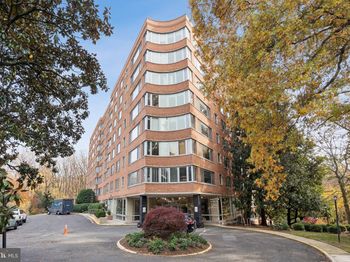 4200 Cathedral Avenue NW