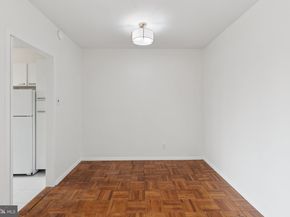 4200 Cathedral Avenue NW 815, Washington DC 20016