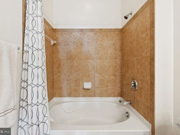 1391 Pennsylvania Avenue SE 352, Washington DC 20003