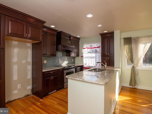 3860 Conshohocken Avenue, Philadelphia PA 19131