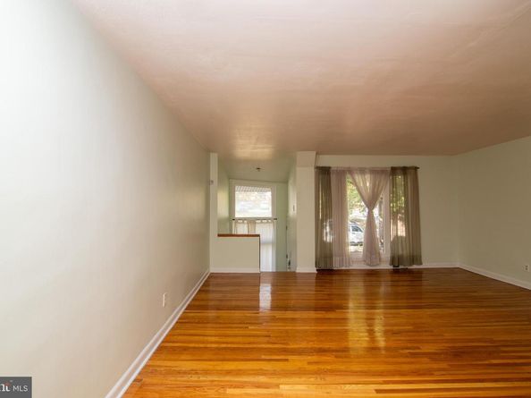 3860 Conshohocken Avenue, Philadelphia PA 19131