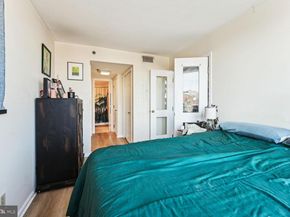 701 Pennsylvania Avenue NW PH4, Washington DC 20004