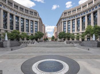 701 Pennsylvania Avenue NW