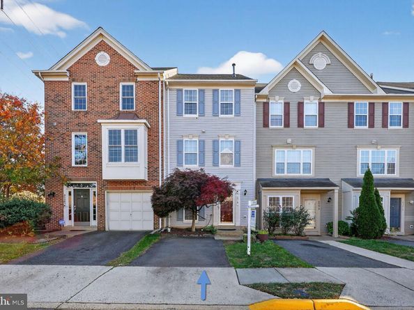 45481 Bluemont Junction Square, Sterling VA 20164