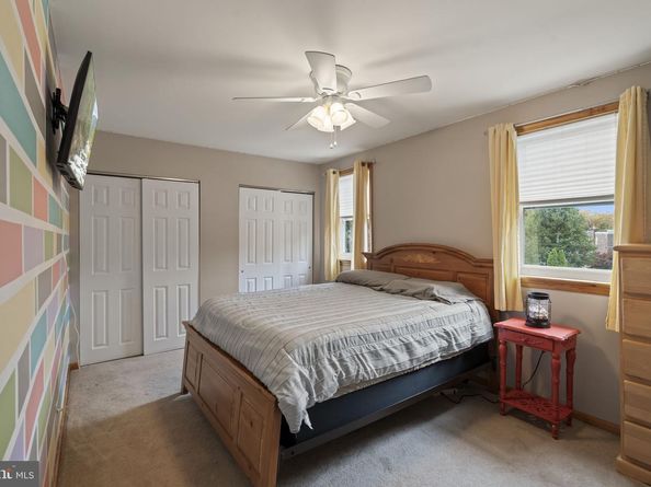 11902 Barlow Street, Philadelphia PA 19116