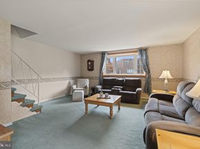 11902 Barlow Street, Philadelphia PA 19116