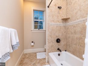 5829 Ridgeview Drive, Doylestown PA 18902