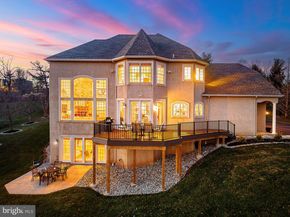 5829 Ridgeview Drive, Doylestown PA 18902