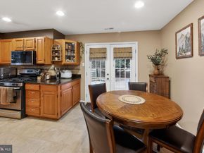 46 Rampart Drive, Chesterbrook PA 19087