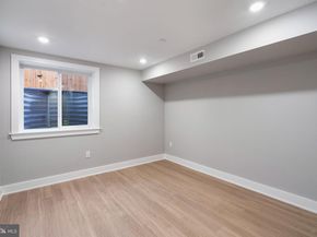 717 Mercy Street, Philadelphia PA 19148