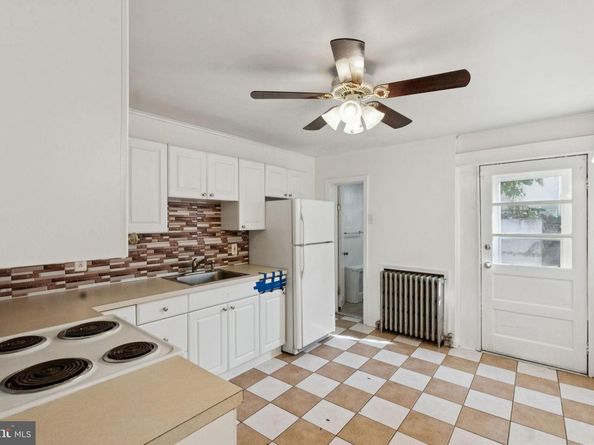 2831 Almond Street, Philadelphia PA 19134