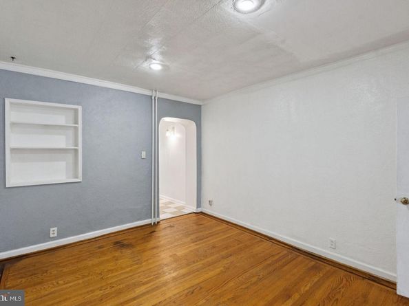 2831 Almond Street, Philadelphia PA 19134