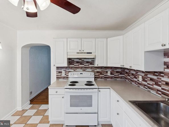2831 Almond Street, Philadelphia PA 19134