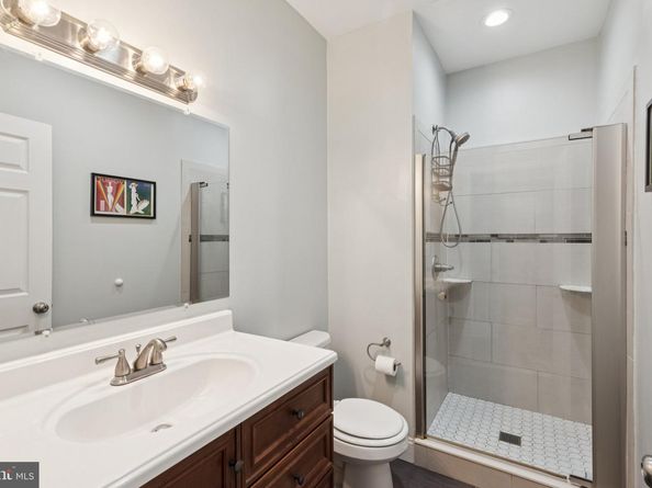 157 W Salaignac Street, Philadelphia PA 19128