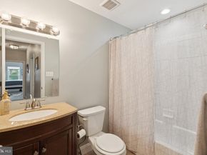 157 W Salaignac Street, Philadelphia PA 19128
