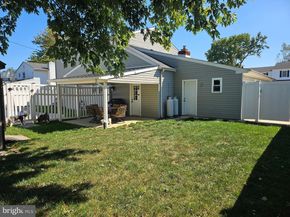 513 Valmore Road, Fairless Hills PA 19030