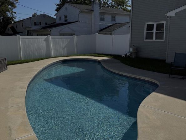 513 Valmore Road, Fairless Hills PA 19030