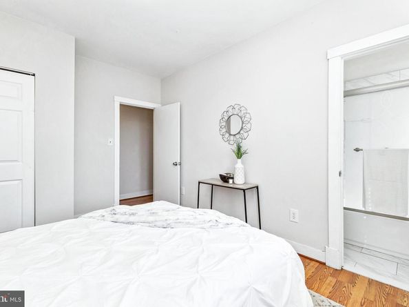 7 18TH Street SE 208, Washington DC 20003