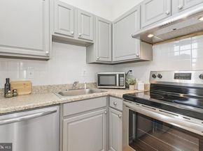 7 18TH Street SE 208, Washington DC 20003
