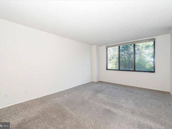 5225 Pooks Hill Road 616N, Bethesda MD 20814