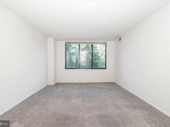 5225 Pooks Hill Road 616N, Bethesda MD 20814