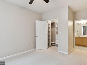2665 Prosperity Avenue 111, Fairfax VA 22031
