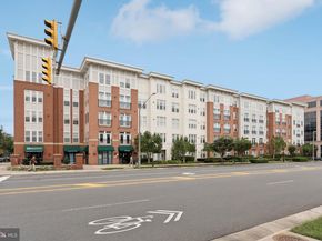 2665 Prosperity Avenue 111, Fairfax VA 22031