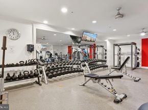 2665 Prosperity Avenue 111, Fairfax VA 22031