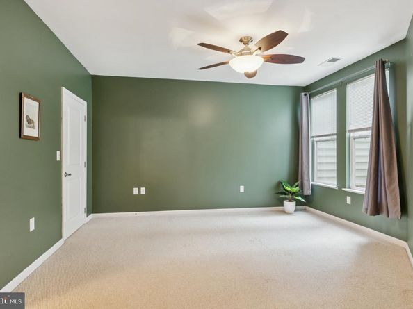 2665 Prosperity Avenue 111, Fairfax VA 22031