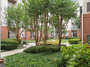 2665 Prosperity Avenue 111, Fairfax VA 22031