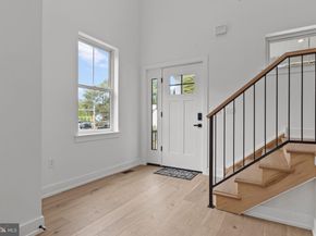 10 Churchville Lane, Churchville PA 18966