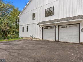 10 Churchville Lane, Churchville PA 18966